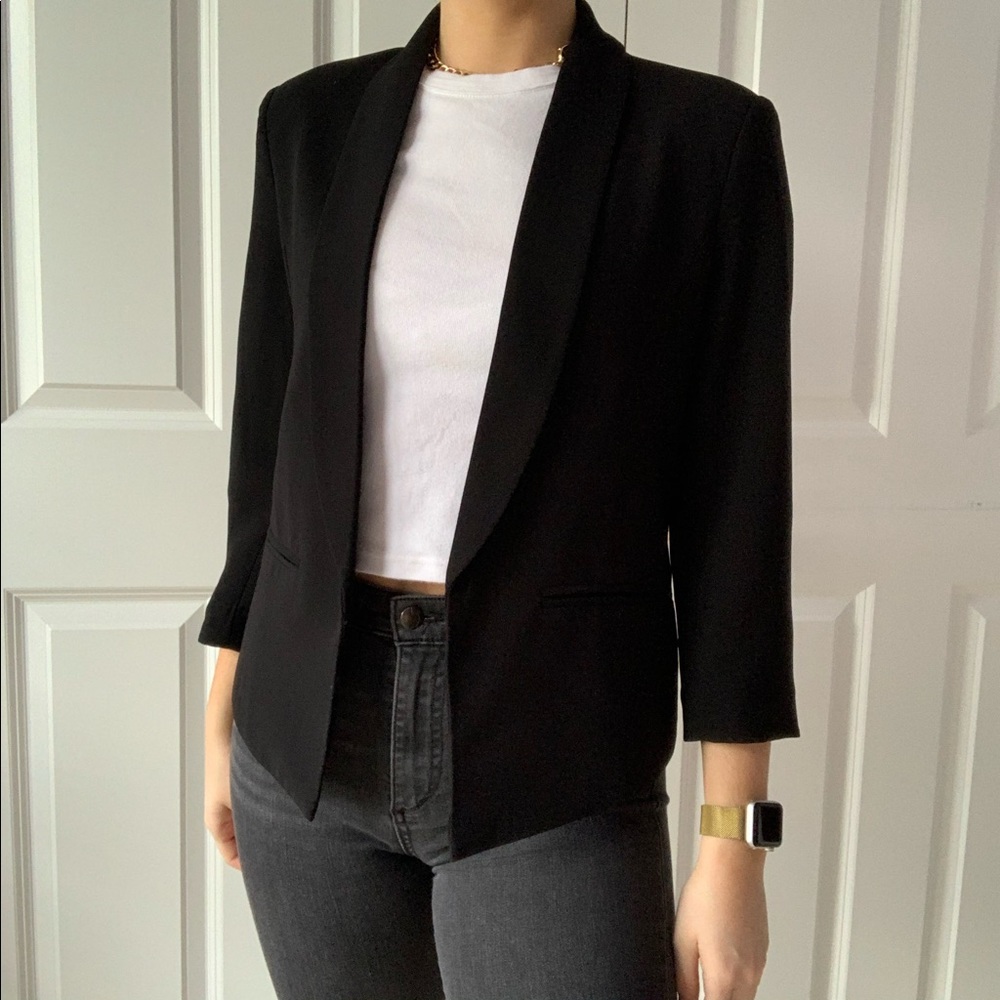 Black structured blazer